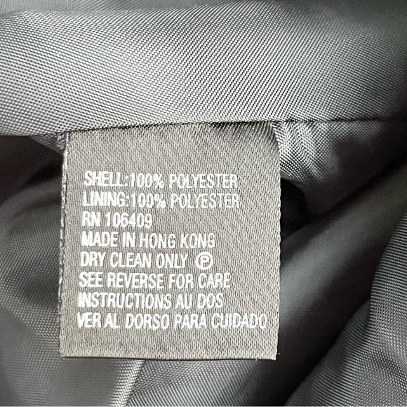 Tahari Arthur S. Levine Classic One Button Black Blazer Jacket, Size 8 Petite - Picture 11 of 11